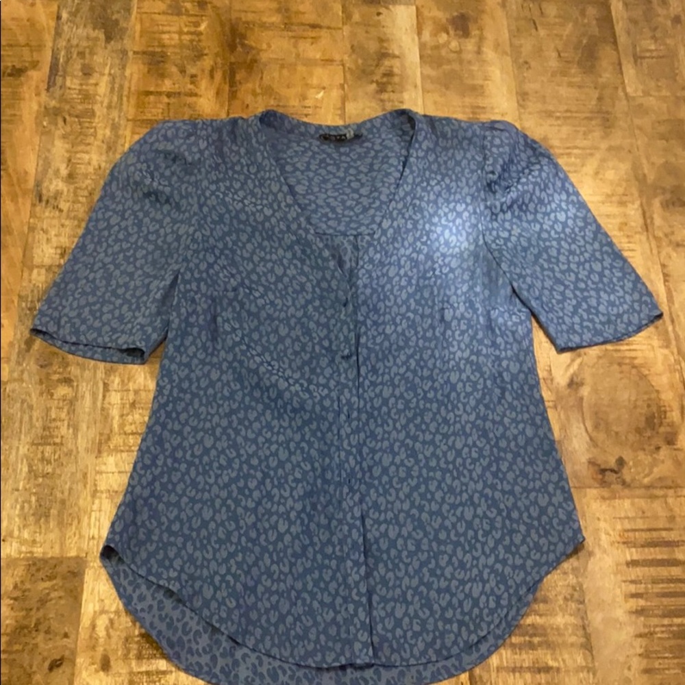 Blue blouse